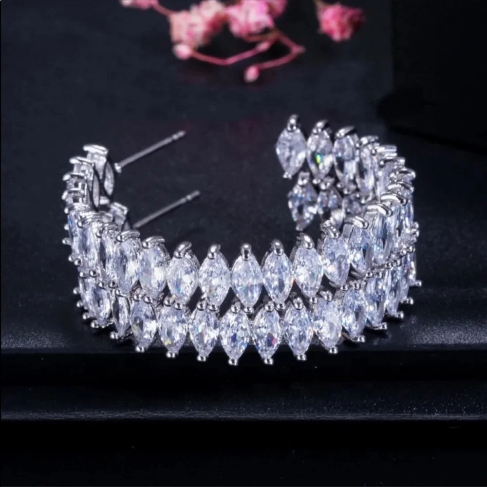 New Women’s 925 Silver Marquise Cut Diamond Earrings - Picture 3 of 4